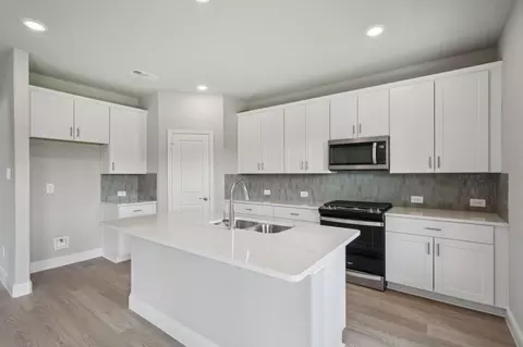 2102 Dunbar Dr, Sherman, TX 75092