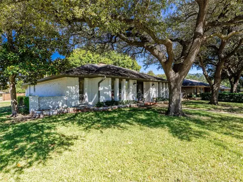 4707 Harvest Hill Rd, Dallas, TX 75244