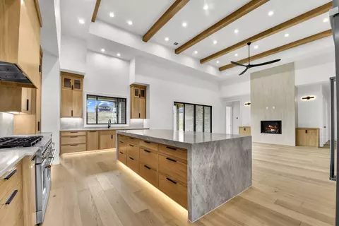 613 Hondo Xing, Weatherford, TX 76087