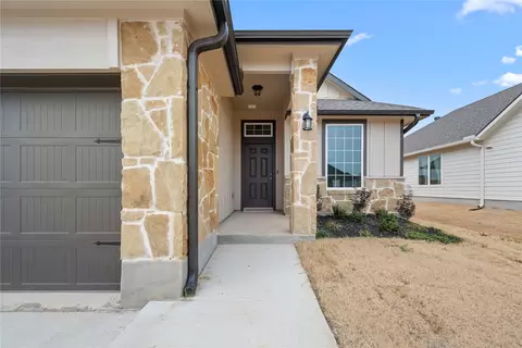 2913 Teasdale St, Lorena, TX 76655 photo 4