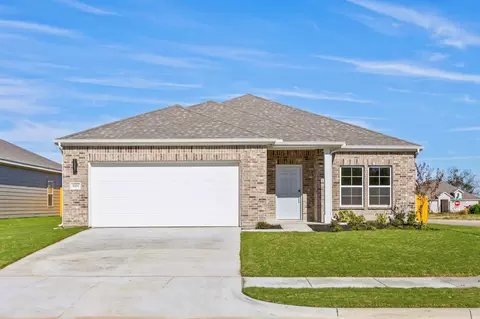 1001 Park Oak Ln, Crowley, TX 76036
