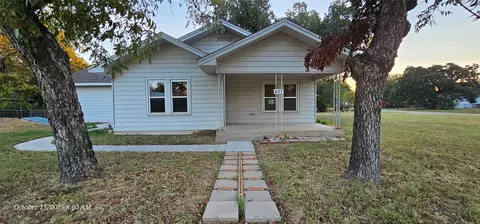 407 Pecan St, Clyde, TX 79510