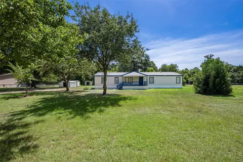 1044 Pecan Rdg, Chandler, TX 75758