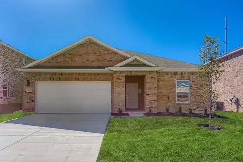474 Suffolk Dr, Ferris, TX 75125