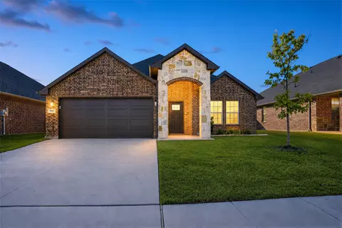 7602 Grant Ln, Greenville, TX 75402
