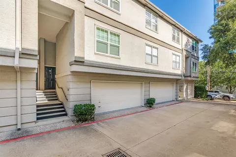 2201 Wolf St #7208, Dallas, TX 75201