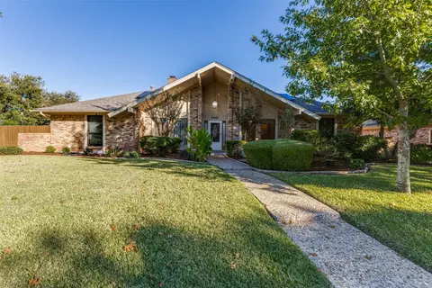 2401 Acacia St, Richardson, TX 75082