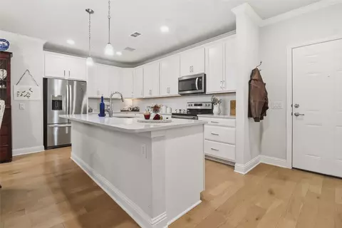 651 N Watters Rd #8202, Allen, TX 75013