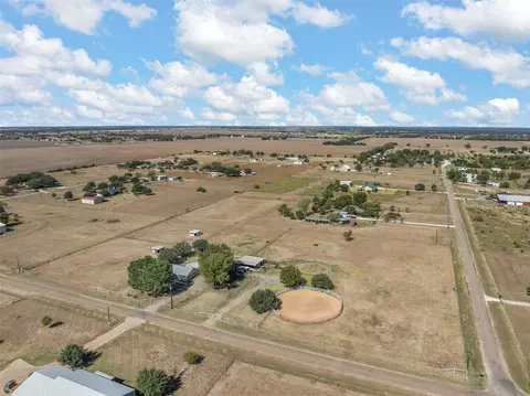 1014 Western Dr, Woodway, TX 76712