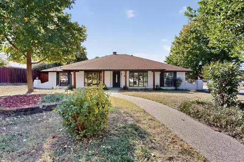 926 Venice Cir, Duncanville, TX 75116