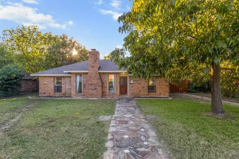 1906 Camellia St, Denton, TX 76205