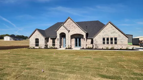 1017 Paradise Pkwy, Poolville, TX 76487