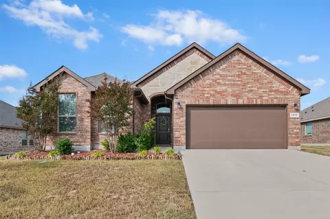 3537 Camden Creek Rd, Krum, TX 76249