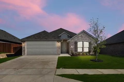 10305 Tapioca St, Fort Worth, TX 76036