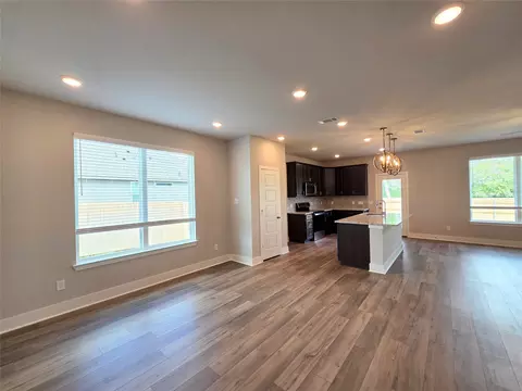 Living - 8009 Townsend Dr, Waco, TX 76708 photo 1 of 4