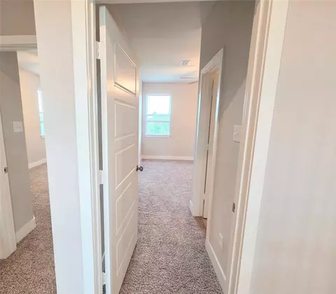 Entry Way - 8009 Townsend Dr, Waco, TX 76708 photo 5 of 5