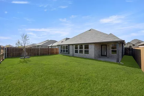 Exterior - 10345 Tapioca St, Fort Worth, TX 76036 photo 3 of 6