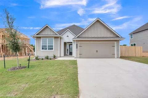 8012 Candy Ln, Waco, TX 76708 photo 2