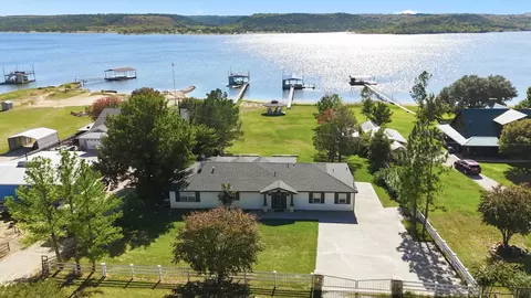 4433 Chapel Rd, Graham, TX 76450