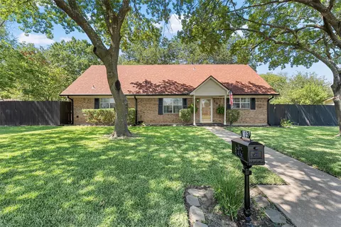 Exterior - 105 Gail Dr, Waco, TX 76708 photo 3 of 9