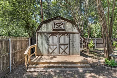 Exterior - 105 Gail Dr, Waco, TX 76708 photo 6 of 9