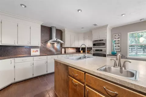 Kitchen - 105 Gail Dr, Waco, TX 76708 photo 3 of 6