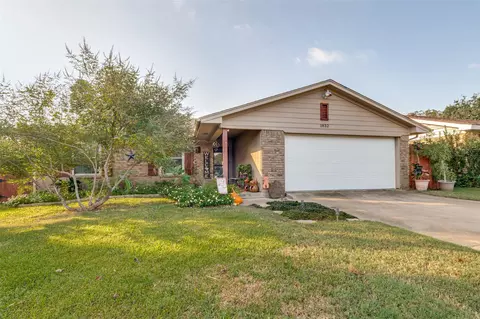 1832 Tameria Dr, Irving, TX 75060