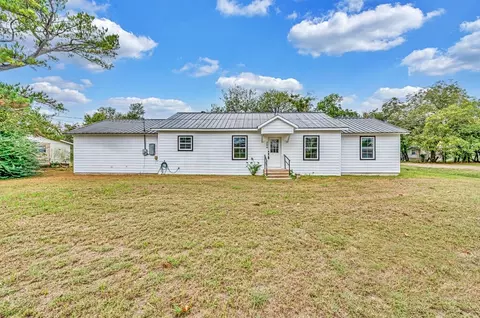200 S Narcissus St, Kosse, TX 76653