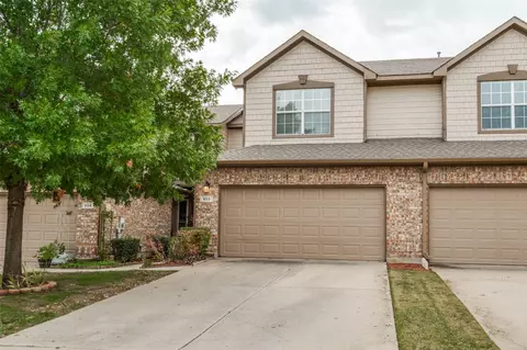 908 Englewood Ln, Plano, TX 75025