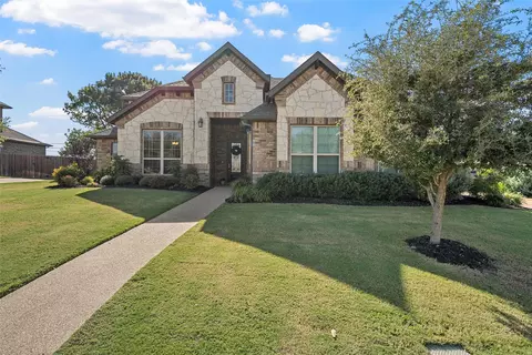 104 Hoyt Dr, Woodway, TX 76712