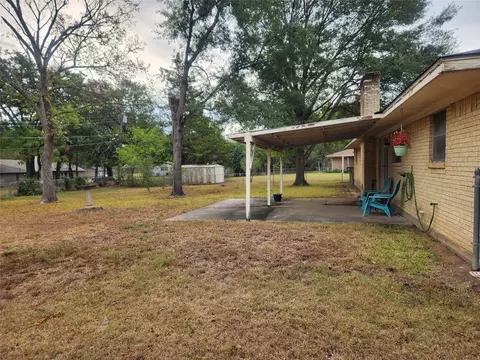 2821 Mccarley Dr, Commerce, TX 75428 photo 3