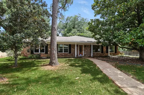503 Summit Ridge Dr, Euless, TX 76039