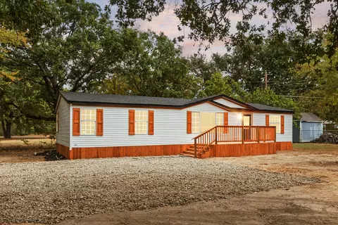 107 Karen Ln, Gun Barrel City, TX 75156