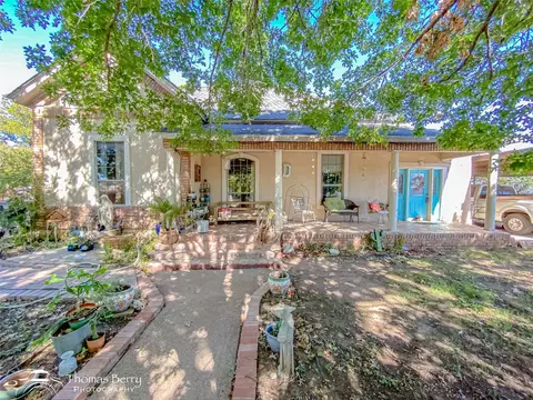 2066 N 2nd St, Abilene, TX 79603