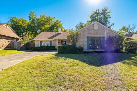 4752 Scots Briar Ln, Fort Worth, TX 76137
