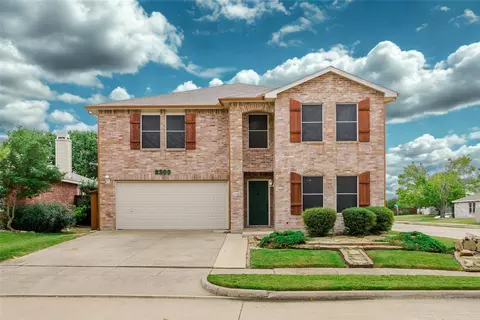 2300 Bradford Pear Dr, Little Elm, TX 75068