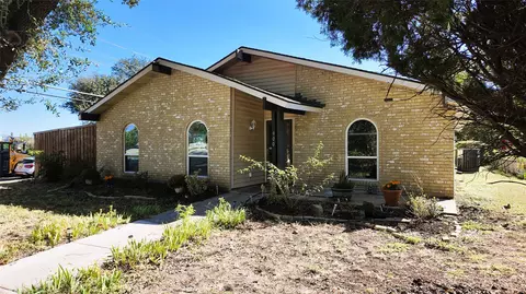 900 Overdowns Dr, Plano, TX 75023