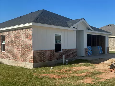 108 Shallow Water Ct, Clyde, TX 79510