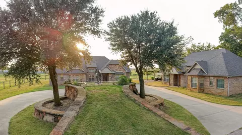 789 Stiles Rd #789, Whitesboro, TX 76273