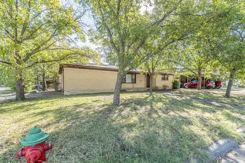 801 Ala Dr, White Settlement, TX 76108
