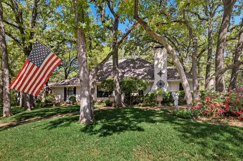 2419 Villa Vera Dr, Arlington, TX 76017