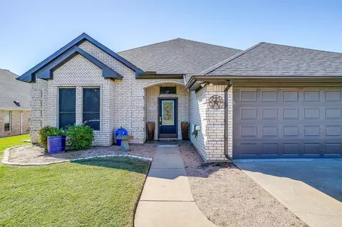 8700 Bellechase Rd, Granbury, TX 76049