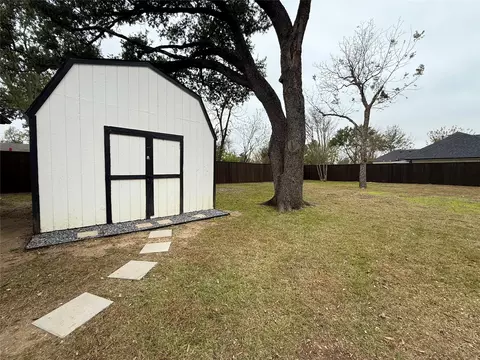 Exterior - 203 Walnut St, Terrell, TX 75160 photo 6 of 13