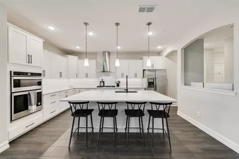 924 Crest Breeze Dr, Haslet, TX 76052