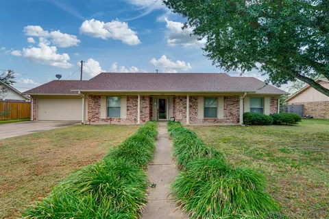 2001 S Delaware St, Clarksville, TX 75426