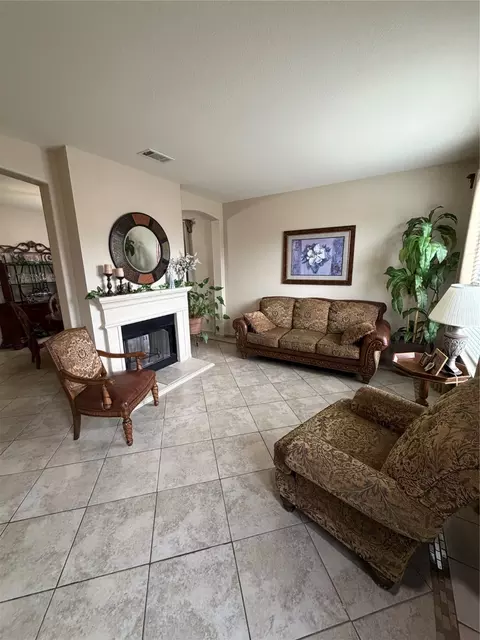 3355 Roddy Dr, Fort Worth, TX 76123