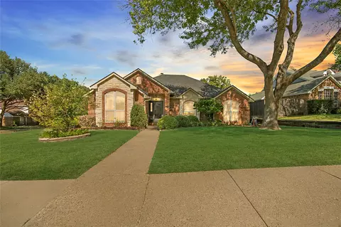 1501 Patty Cir, Rowlett, TX 75089