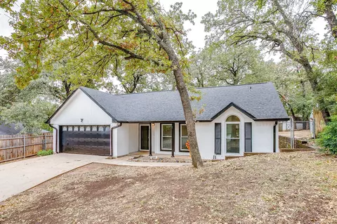 155 Ann Ct, Azle, TX 76020