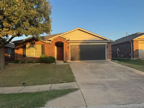 8304 Storm Chaser Dr, Fort Worth, TX 76131