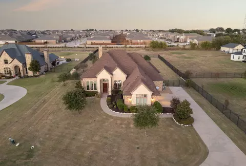 18177 Grandview Dr, Forney, TX 75126